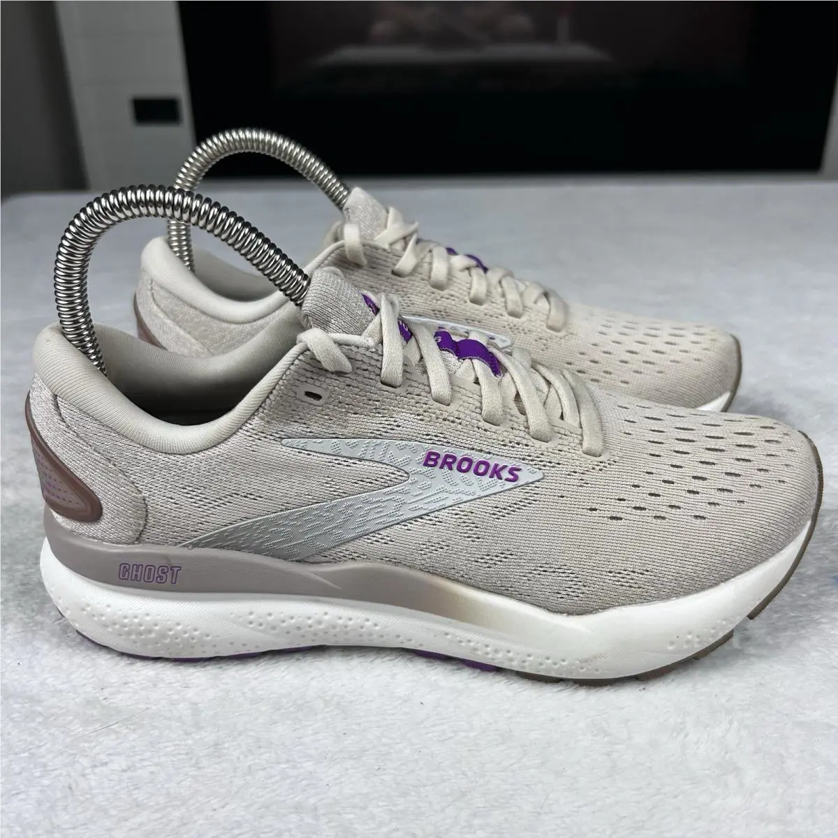 Brooks shoes - Brooks Ghost 16 - Ghost - 120407-1B-251 - Beige (UPC: 0195394591149) 9