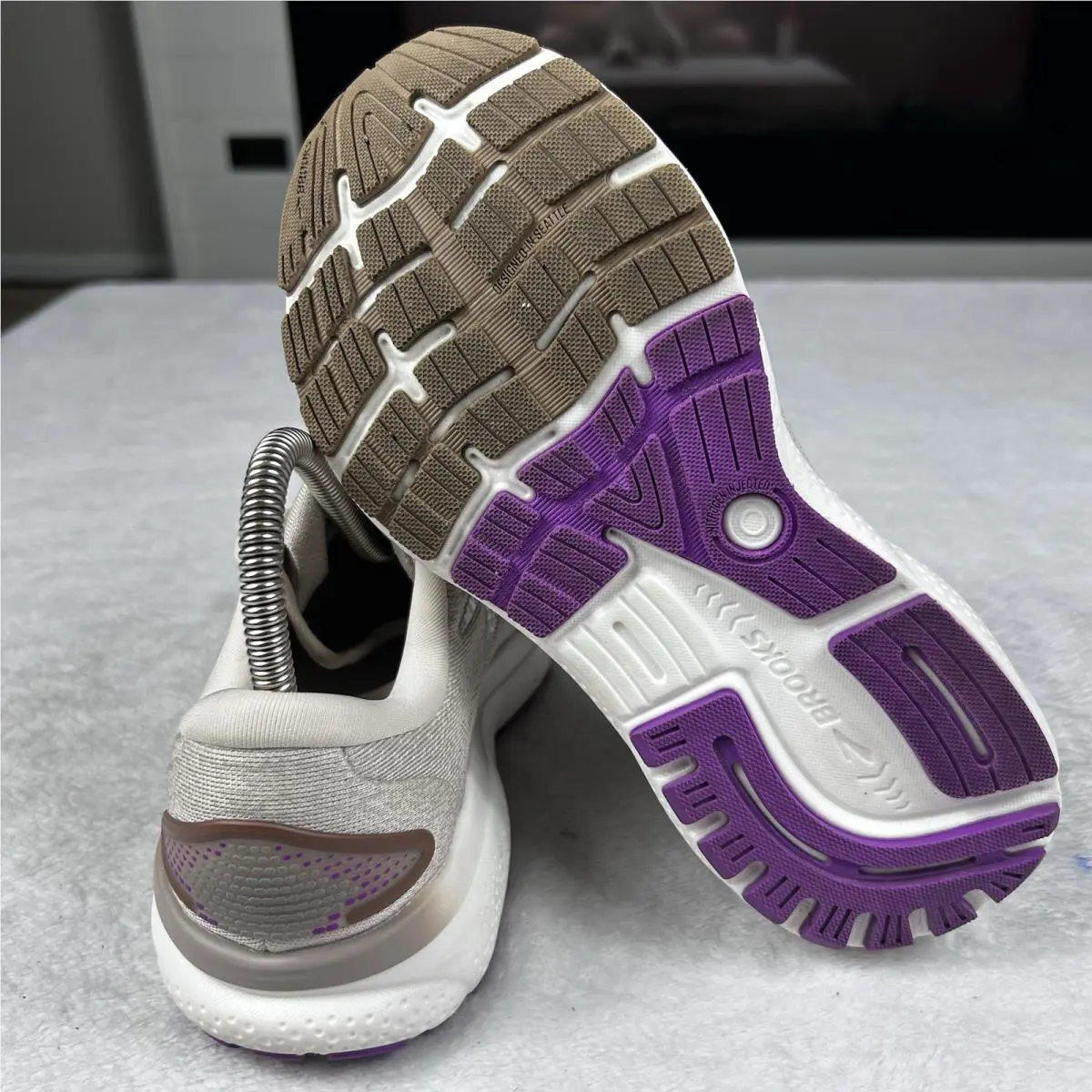 Brooks shoes - Brooks Ghost 16 - Ghost - 120407-1B-251 - Beige (UPC: 0195394591149) 12