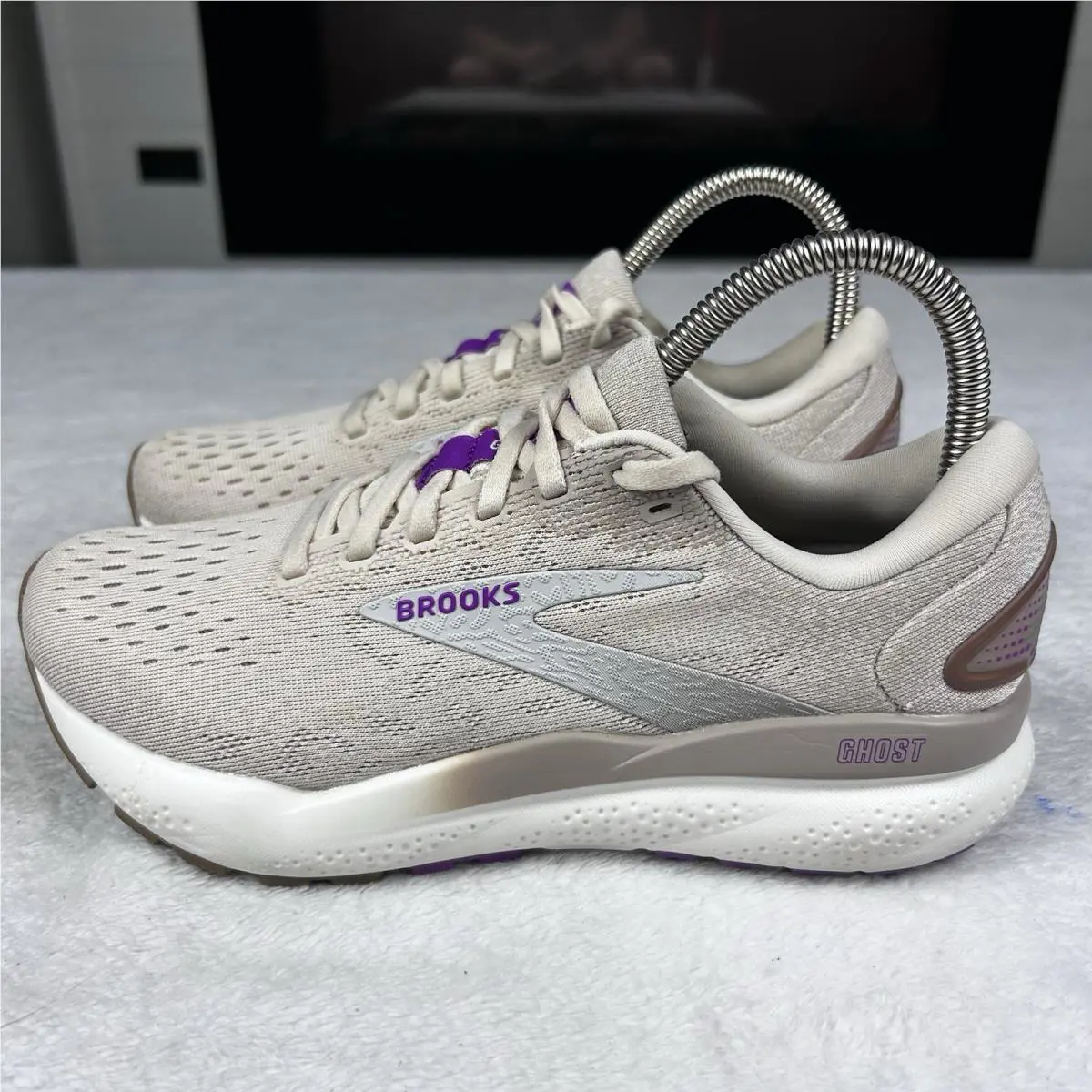Brooks shoes - Brooks Ghost 16 - Ghost - 120407-1B-251 - Beige (UPC: 0195394591149) 2