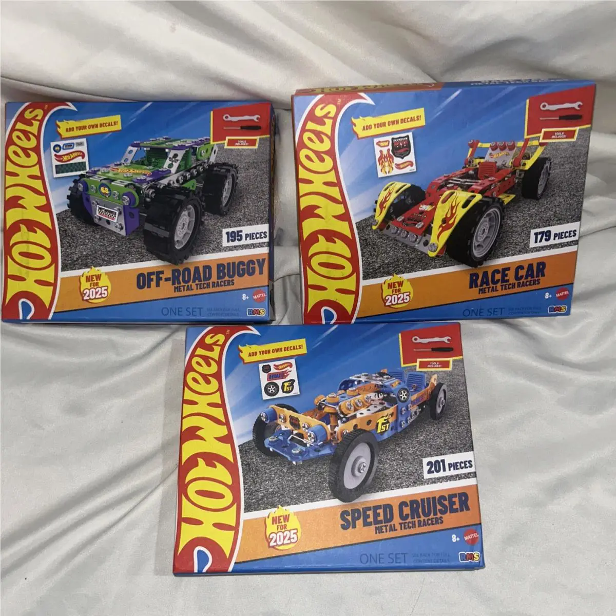 Hot Wheels Metal Tech Racers Race Car Speed Cruiser Road Buggy Bundle Set