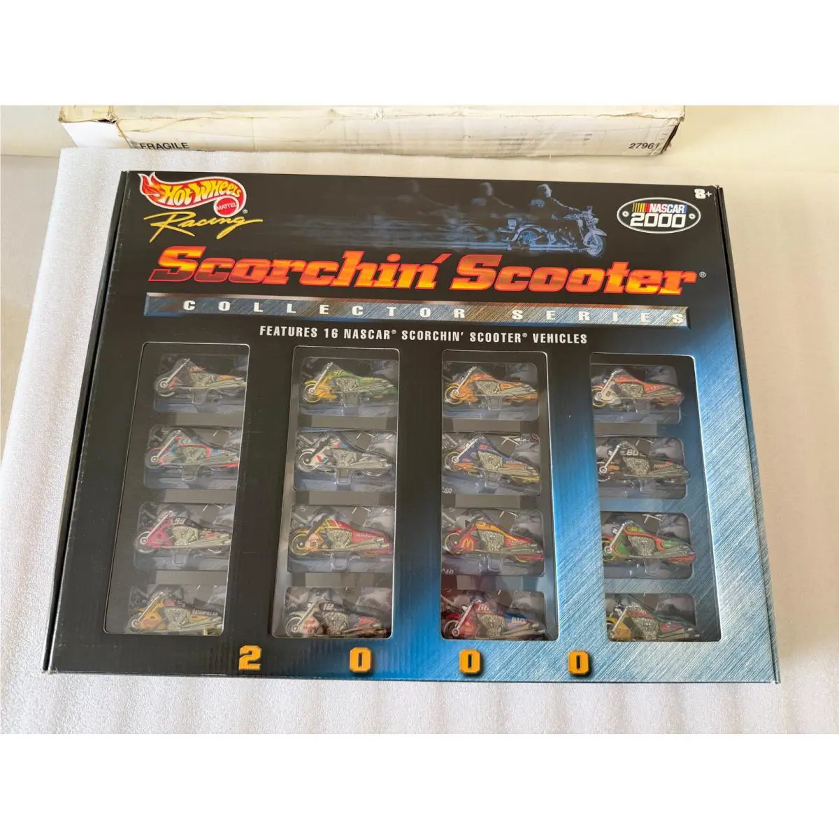 Hot Wheels 2000 Scorchin` Scooter Collection Nascar Par