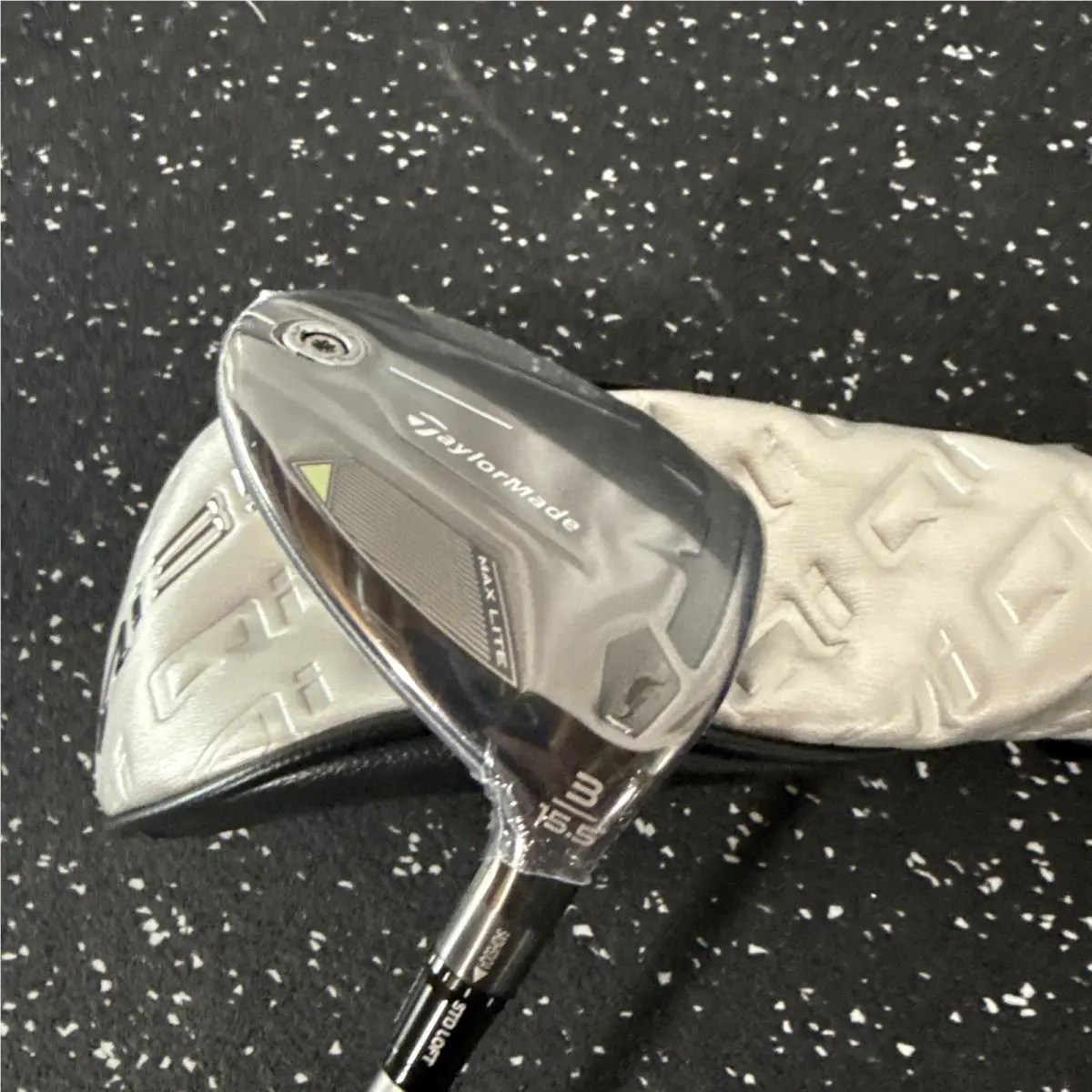 TaylorMade  - 7747 - 7747 - Black 10
