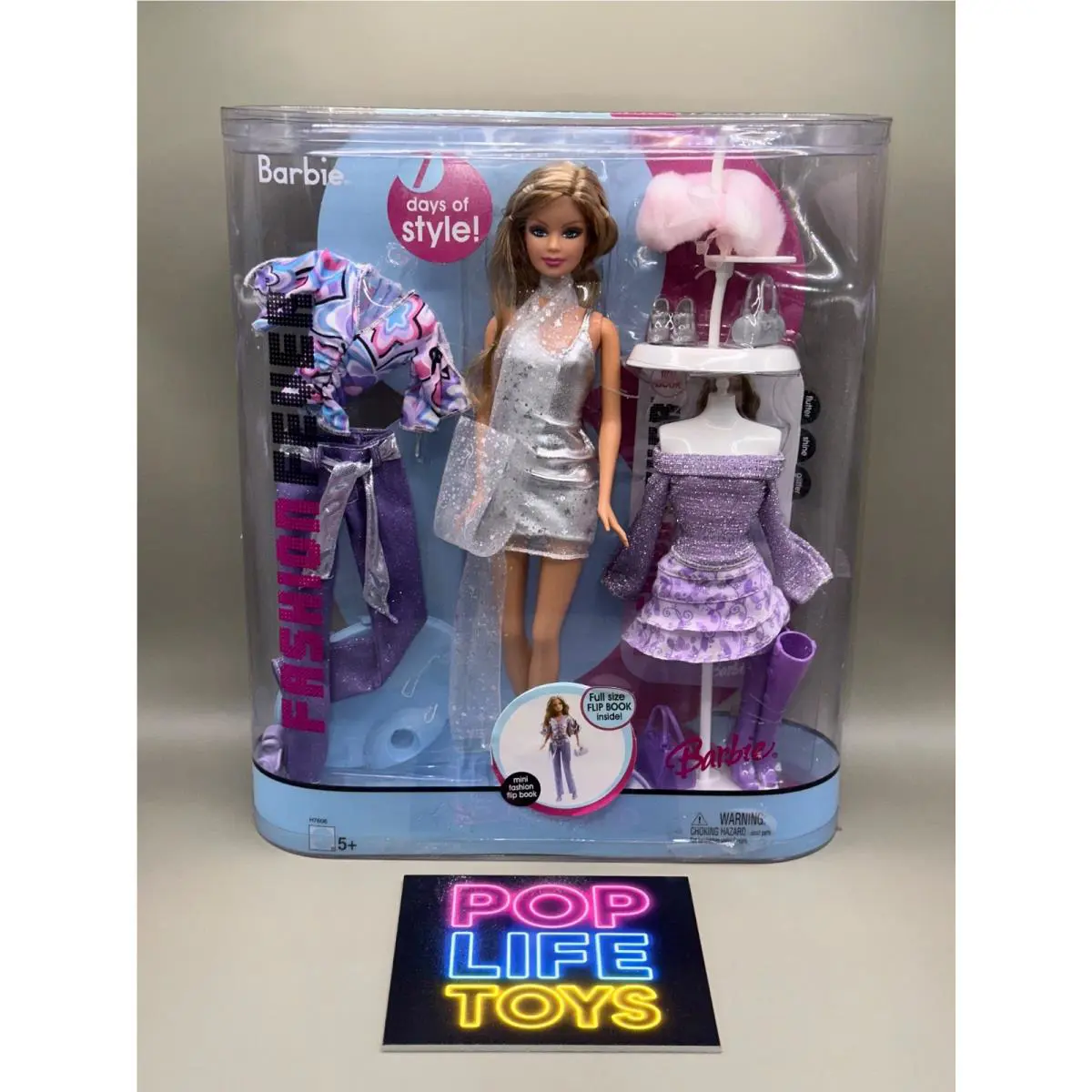 Vintage 2005 Mattel Fashion Fever “7 Days of Style Barbie” H7608 Nrfb