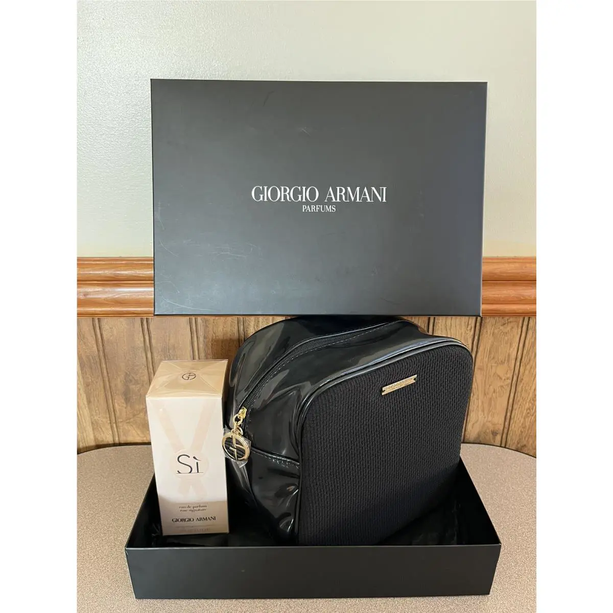 Giorgio Armani Si Eau De Parfum 3.4 oz 100ml Cosmetic Bag