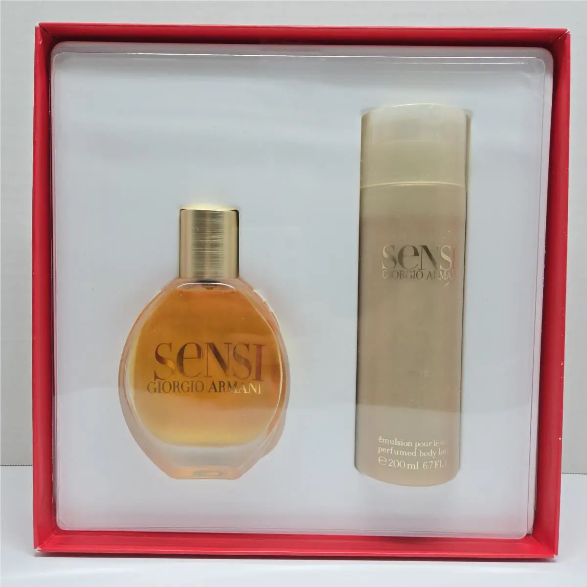 Sensi Giorgio Armani 1.7 oz 50 mL Eau De Parfum Spray - Body Lotion 6.7 Oz