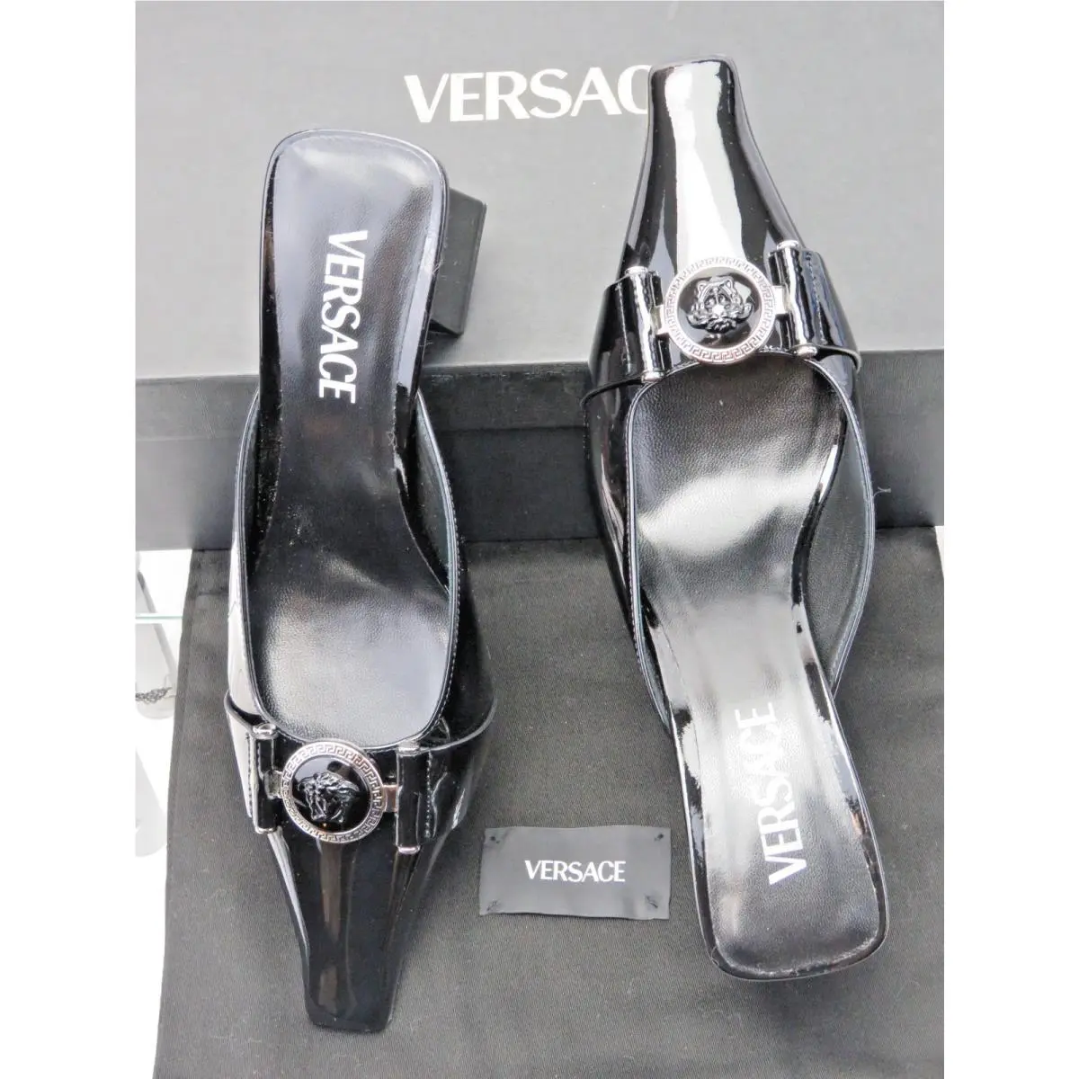 Versace shoes - 1014364 - 1014364 - Black (UPC: 8056204696077) 2