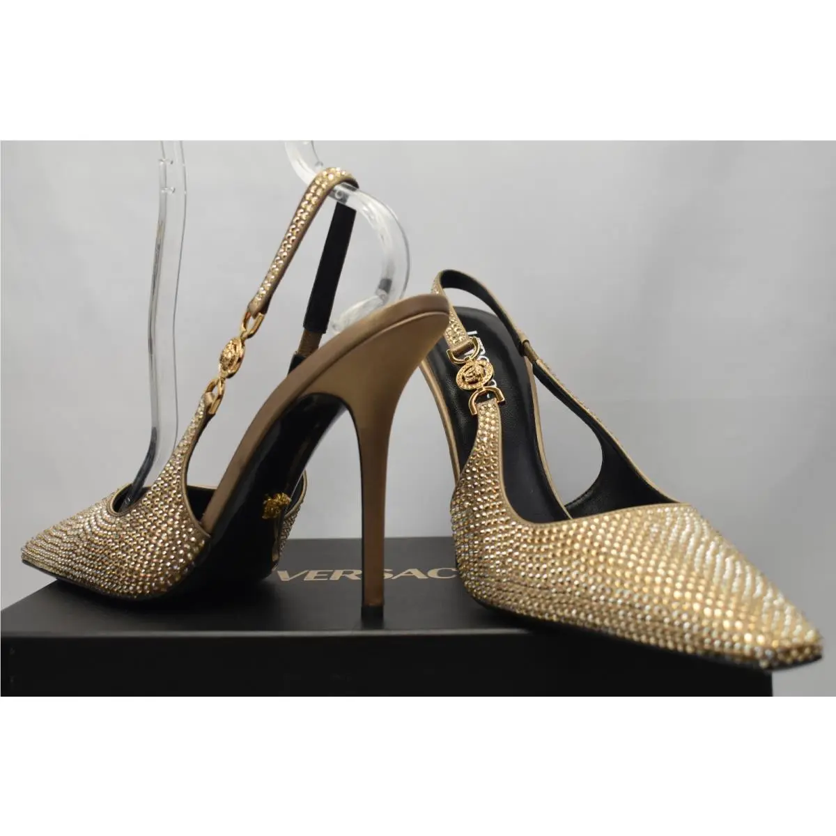 Versace shoes - 1012127 - 1012127 - Beige (UPC: 8056204696077) 3