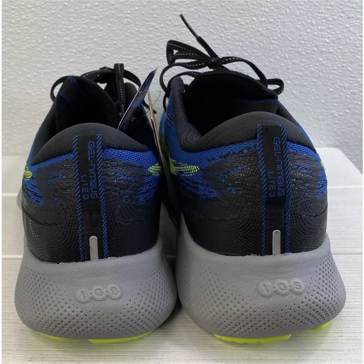 Asics shoes - Blue (UPC: 196074058822) 0