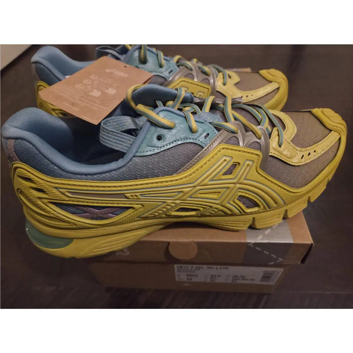Asics shoes - ASICS UB13-S - 1203A972-300 - Yellow 1