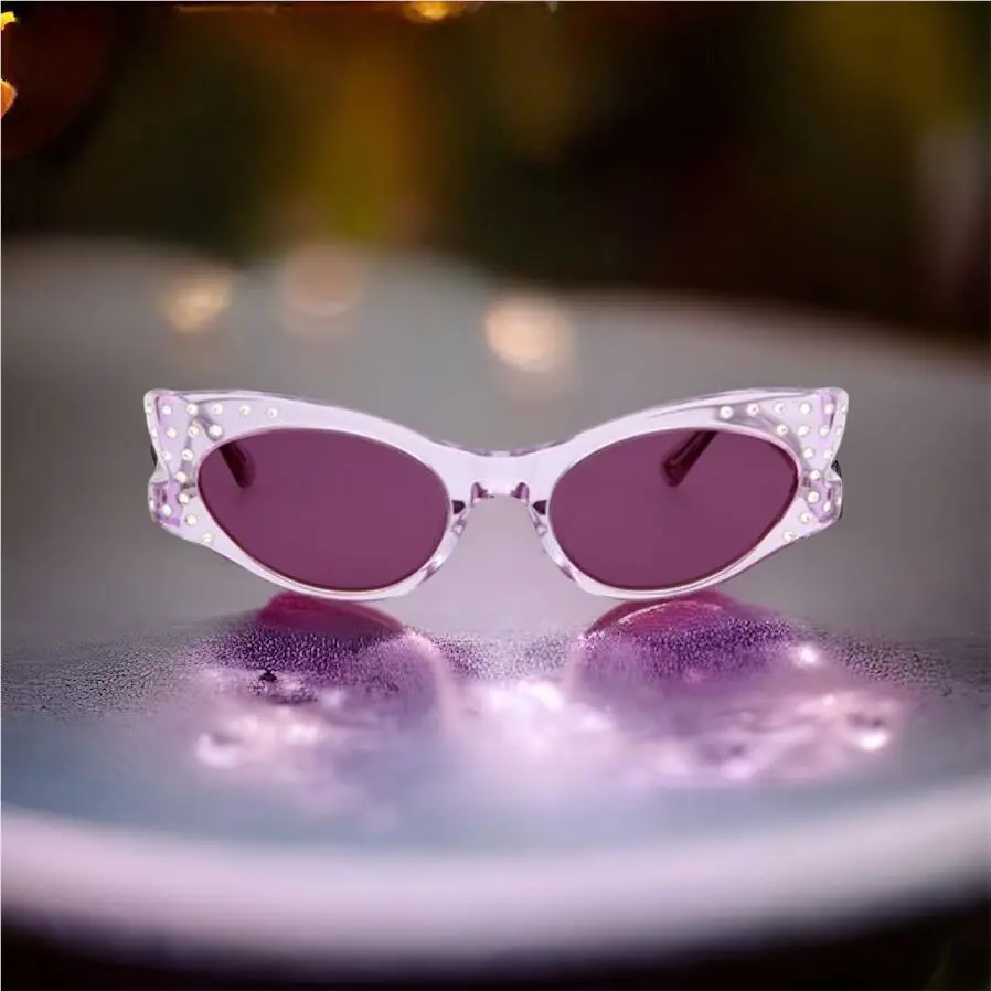 Alex Mcqueen Bombshell Sunglasses Cat Eye 1950s Style Rhinestones Rockabilly Gem