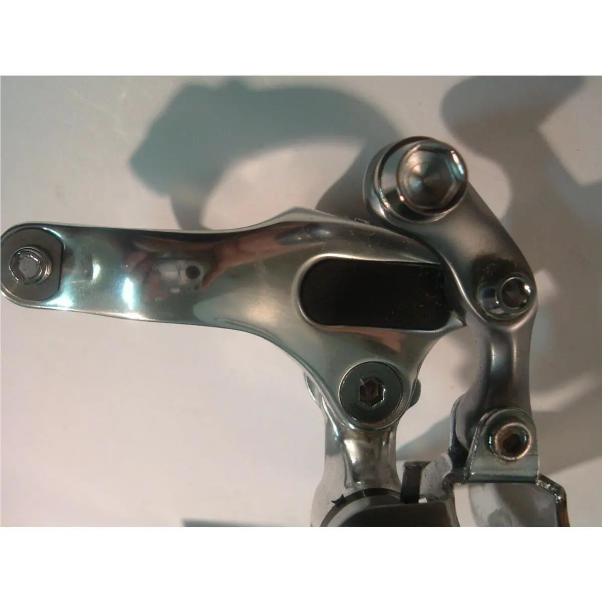 Shimano  - 600 Ultegra - Ultegra - FD-7400 - Grey / Chrome 4