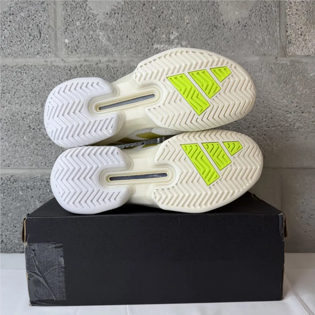 Adidas shoes - Adidas adiZero Ubersonic 5 - adiZero Ubersonic - IH3087 - White (UPC: 197615637117) 2