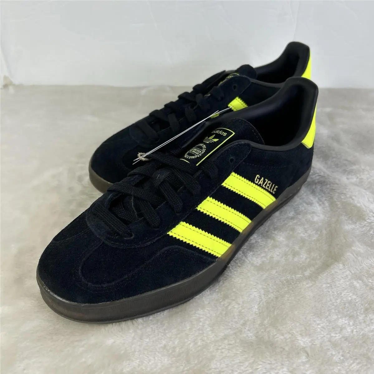 Adidas shoes - adidas Gazelle - Gazelle - JR3841 - Black/Yellow/Gum Bottom 3