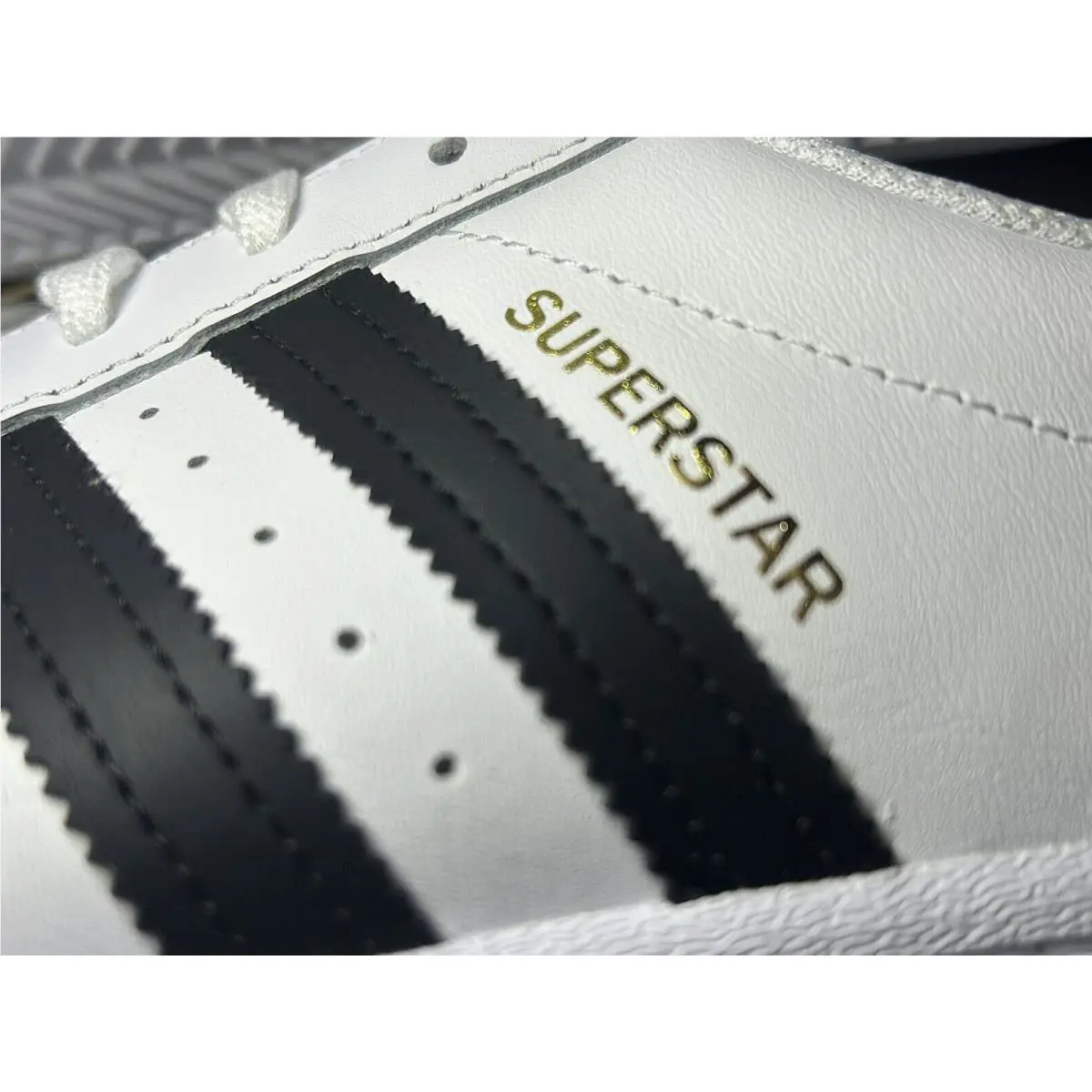 Adidas shoes - White/Black 5