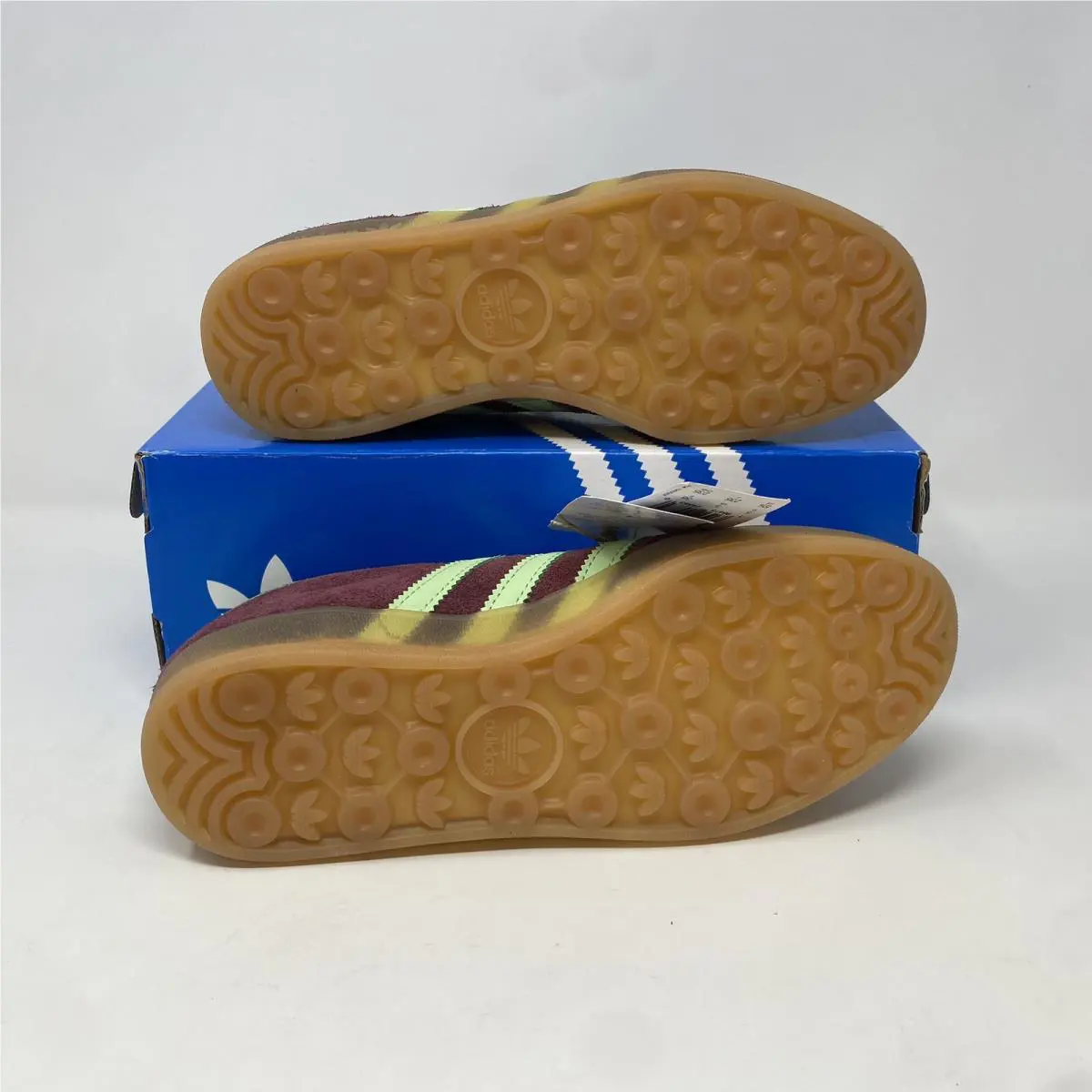 Adidas shoes - Adidas Gazelle - Gazelle - Red (UPC: 196478248829) 1