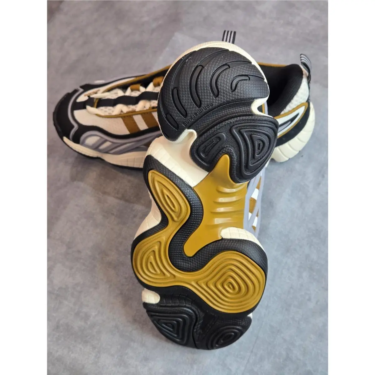 Adidas shoes - adidas Intimidation - Intimidation - JR8218 - Ivory 5