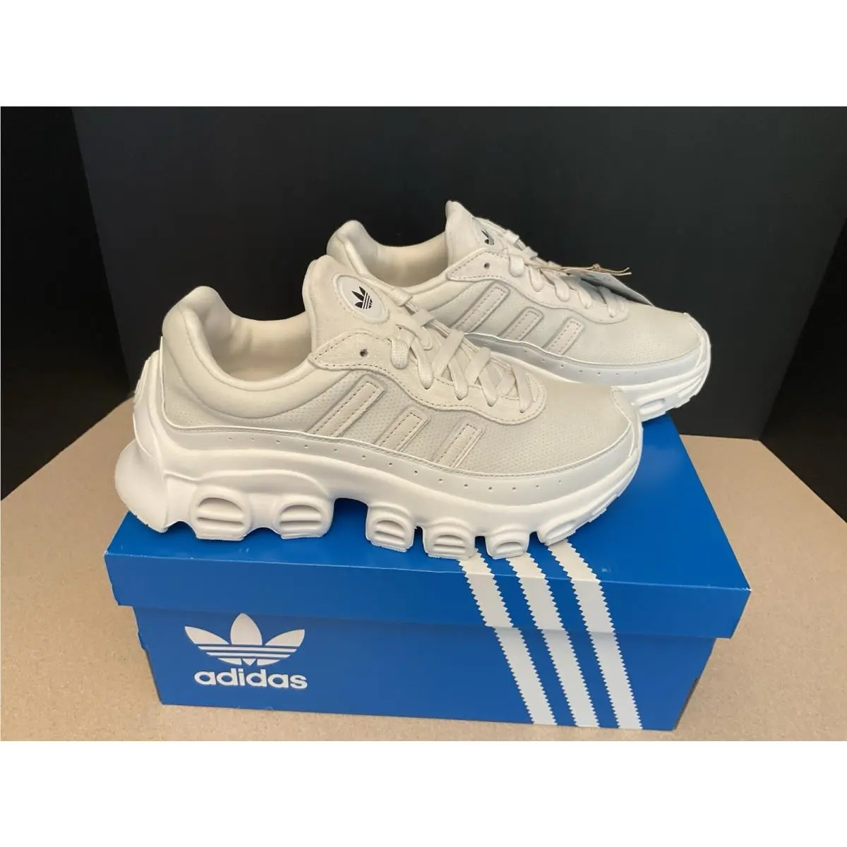 Adidas Adifom Megaride J Crystal White Athletic Shoes. Youths 5Y. Womens 6