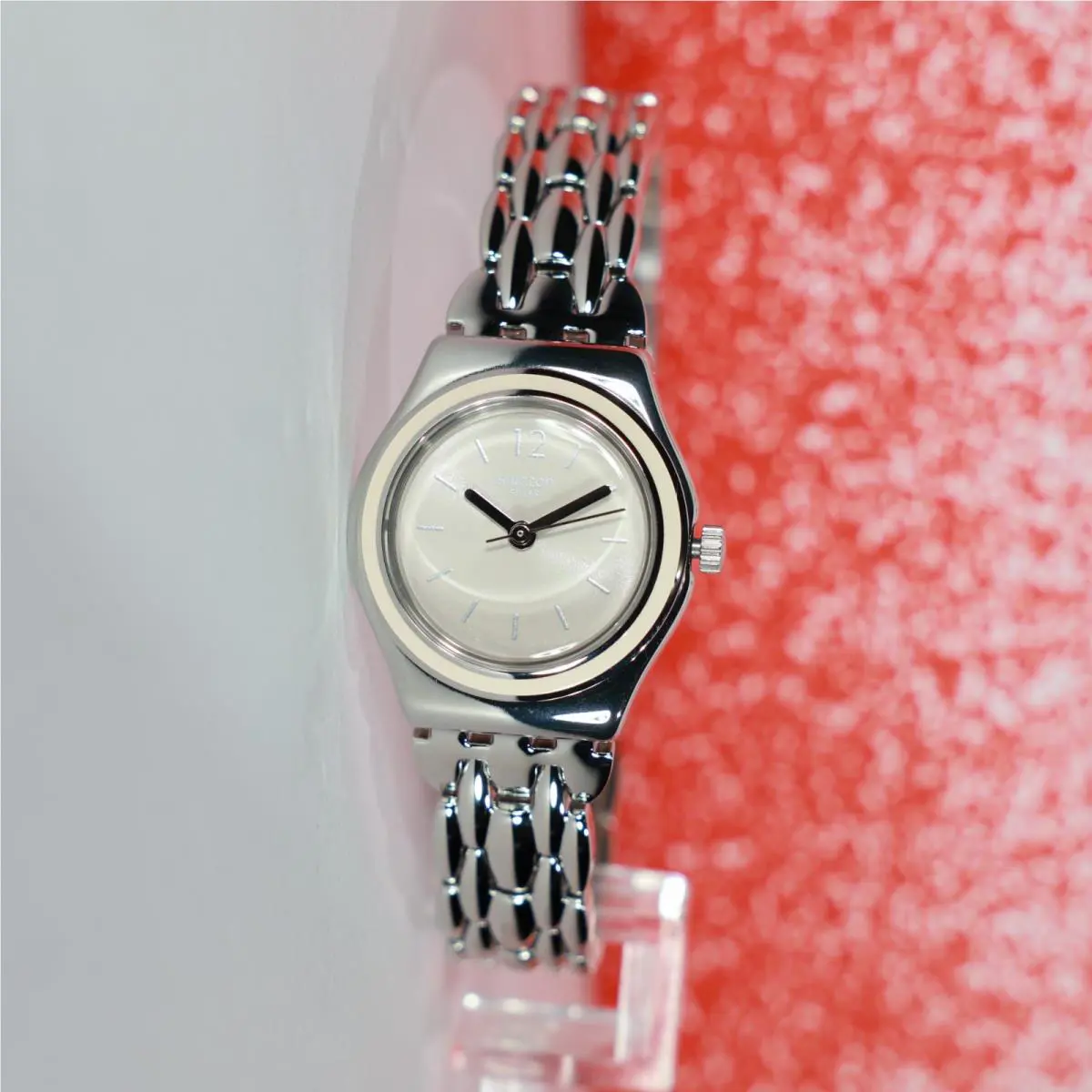Swiss Made Swatch Stainless Steel YSS285G 25MM Discretly Silver White