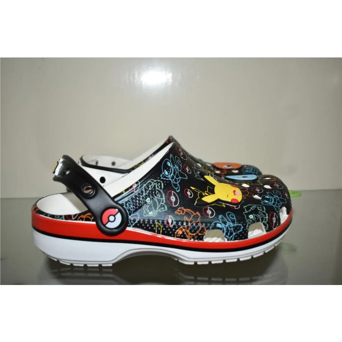 Crocs shoes - Pokémon Crocs Classic Clog - Pokémon Classic Clog - Black 0