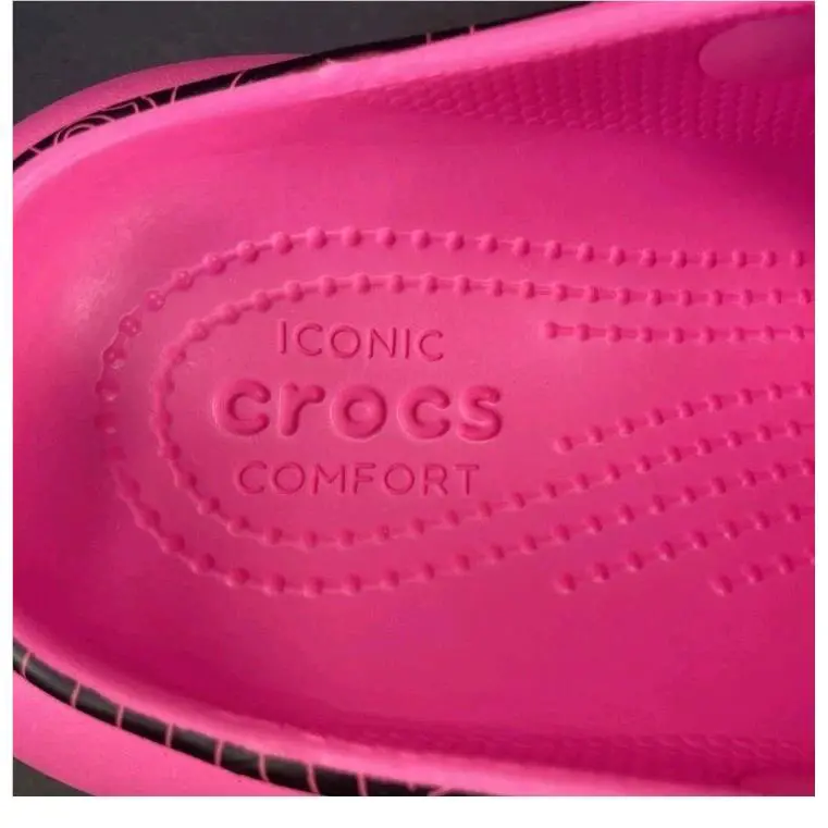 Crocs shoes - 208819-001 - 208819-001 - Black (UPC: 0196265384754) 11
