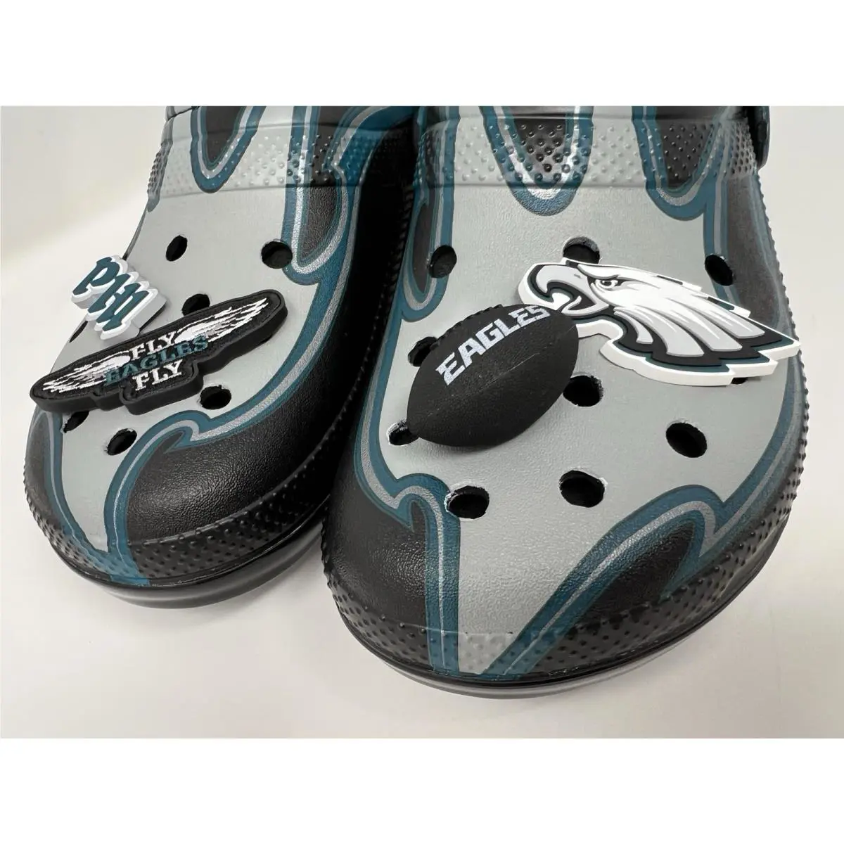 Crocs shoes - Philadelphia Eagles - Philadelphia Eagles - Multicolor (UPC: 198445322723) 1