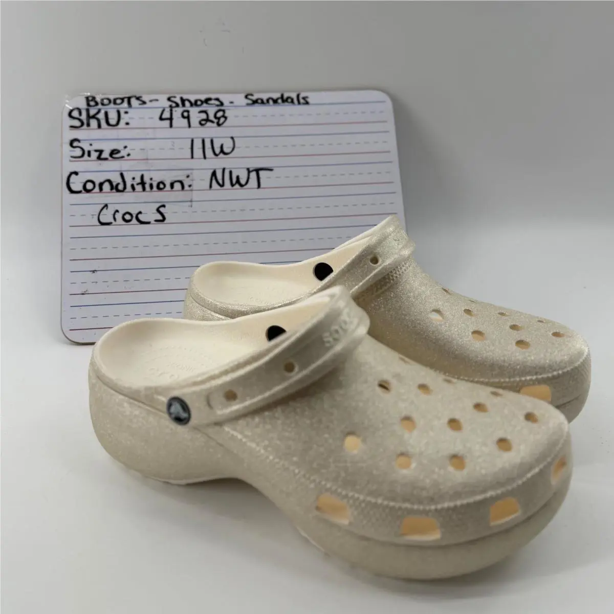 Crocs shoes - Classic Platform Glitter Clog - Classic Platform Glitter Clog - Gold 9