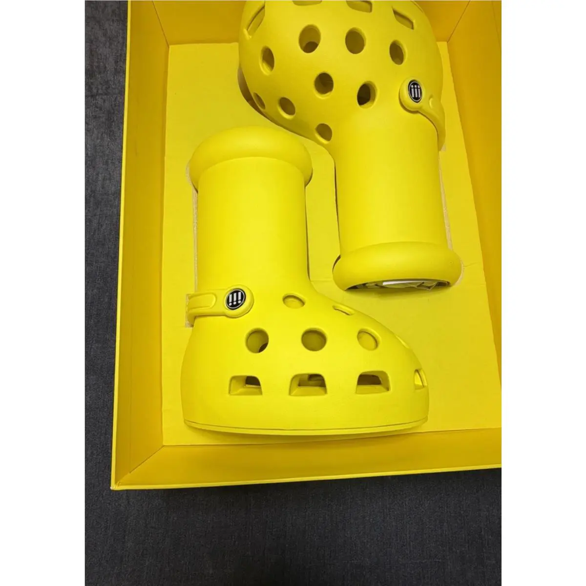 Crocs shoes - BIG - BIG - Yellow 3