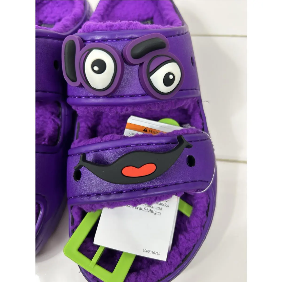 Crocs shoes - Purple (UPC: 192825701481) 2