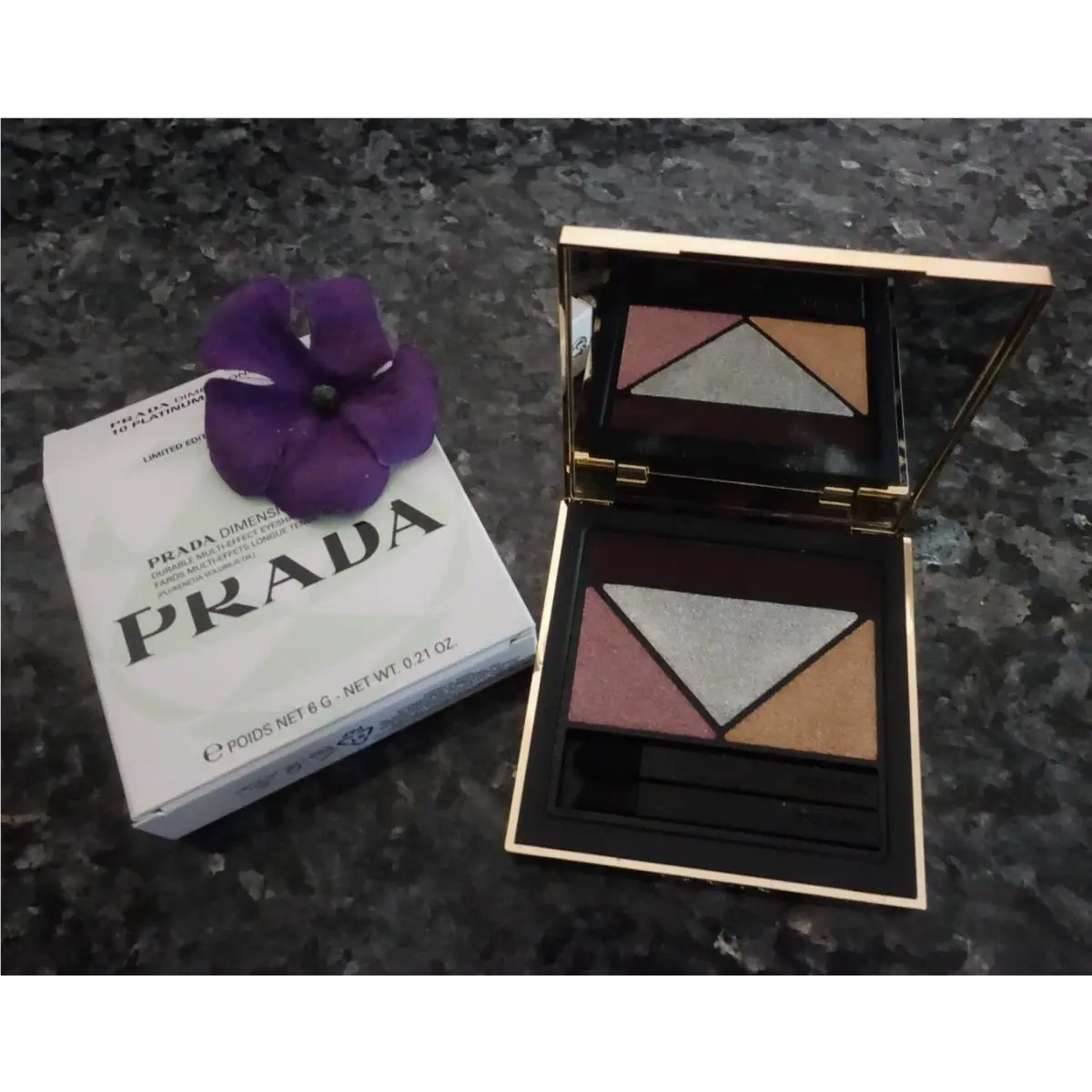 Prada Dimensions Durable Multieffect Eyeshadow in 10 Platinum Refillable