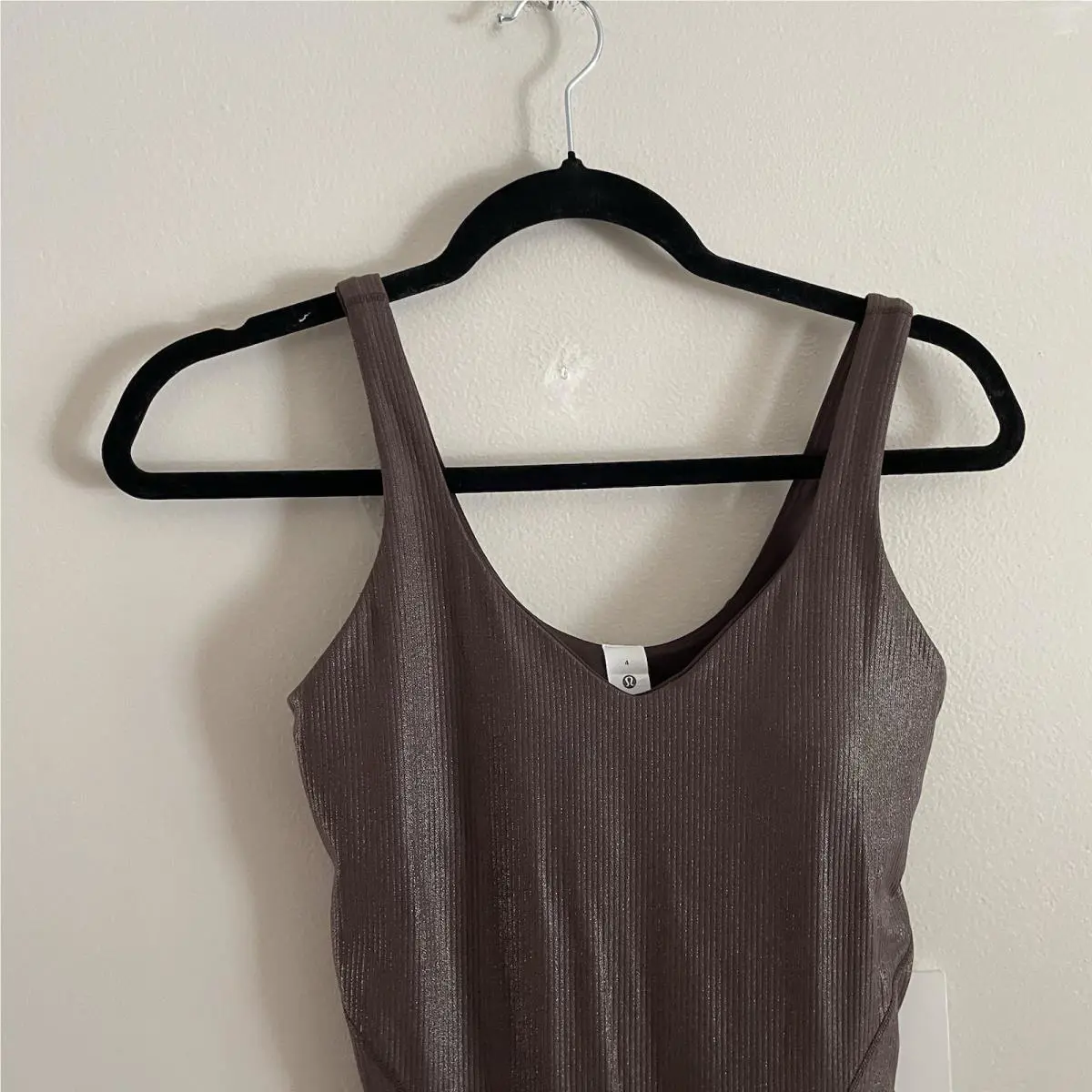 Lululemon clothing - Brown 3