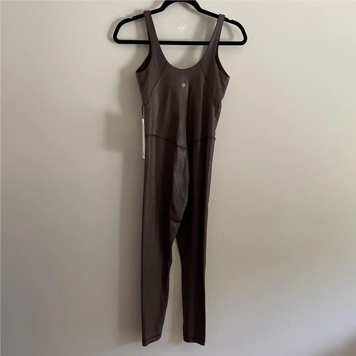 Lululemon clothing - Brown 8