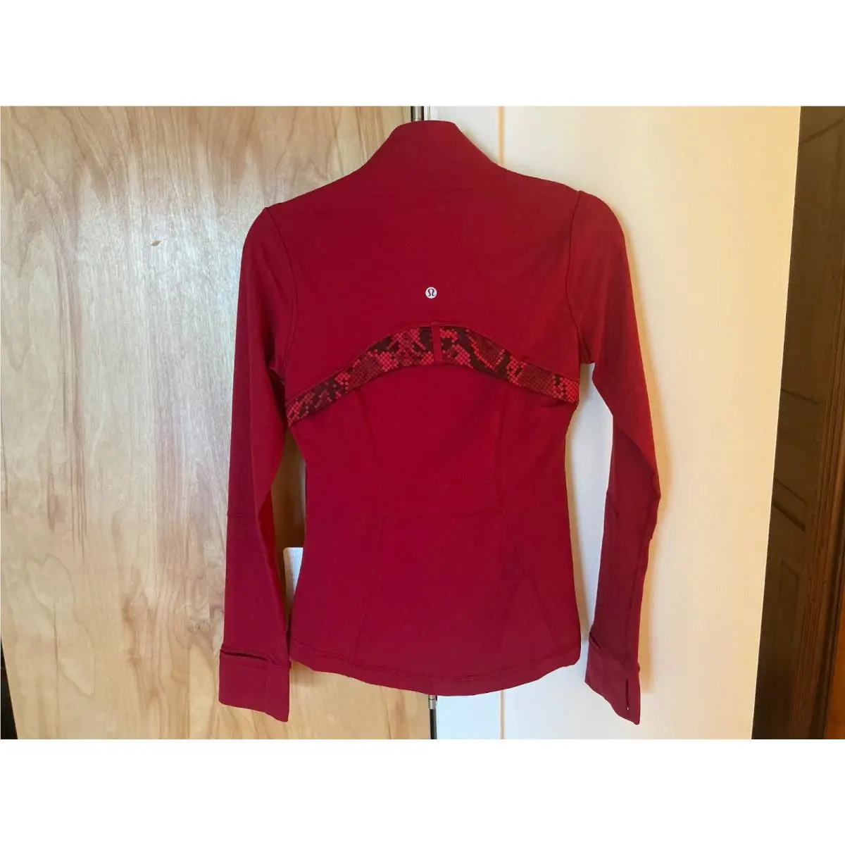 Lululemon clothing - Define - Define - Red 4