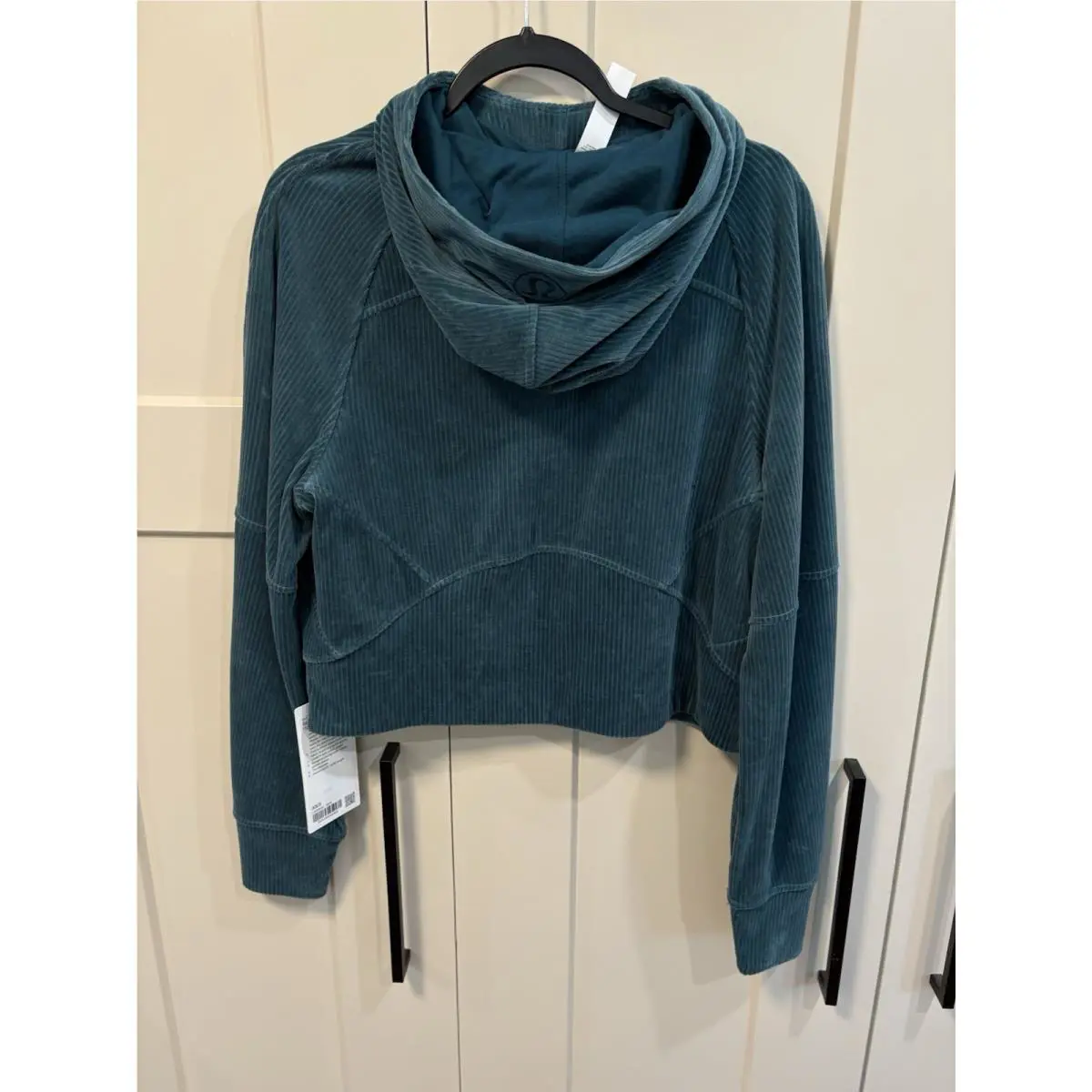 Lululemon clothing - Green 3