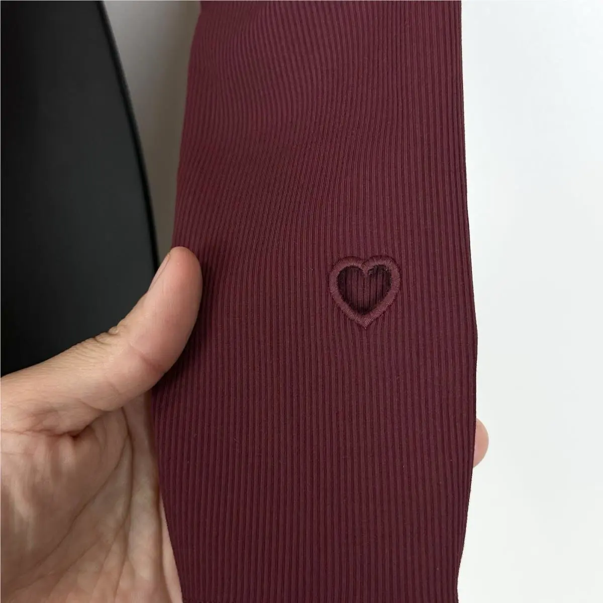 Lululemon clothing - Burgundy Bay 2