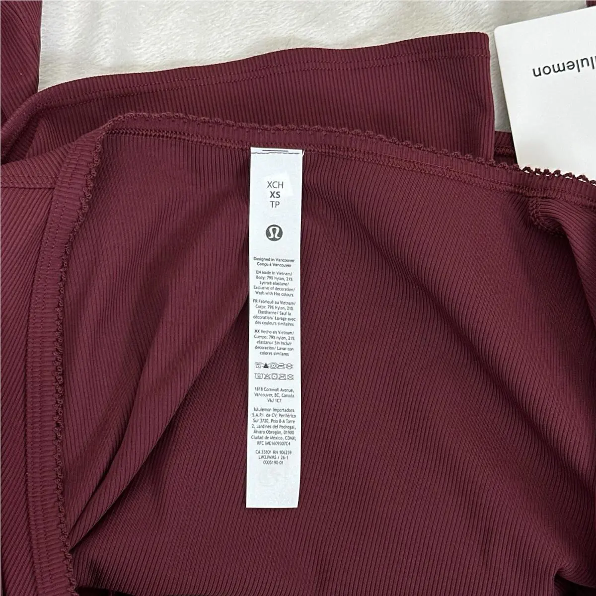 Lululemon clothing - Burgundy Bay 6