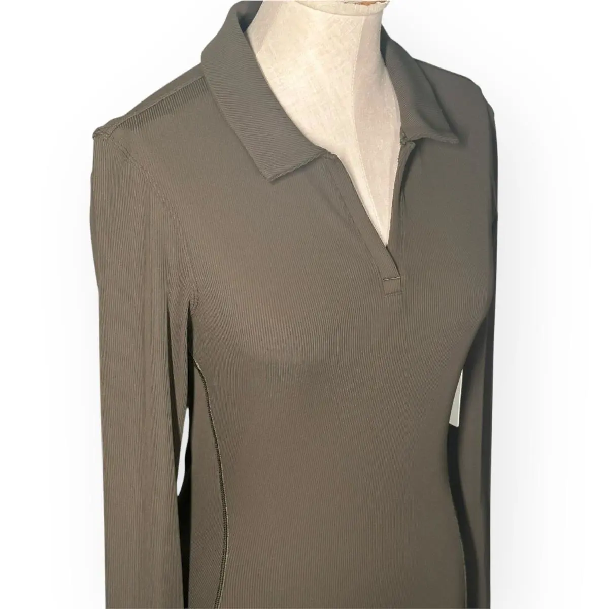 Lululemon clothing - Green 3