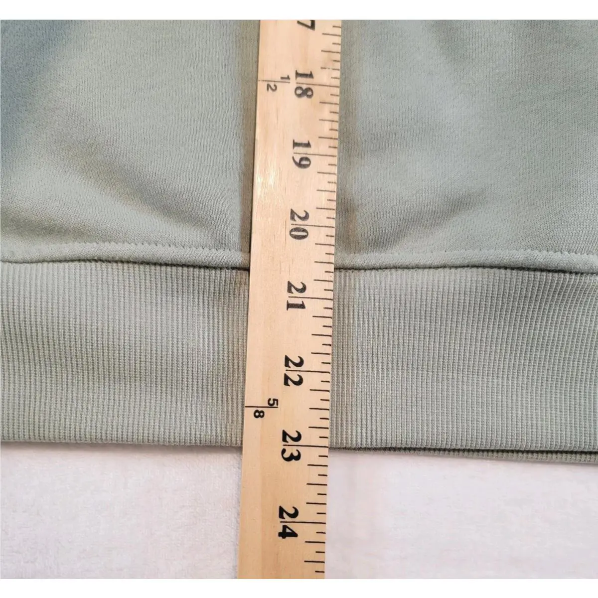 Lululemon clothing - Willow Leaf 7