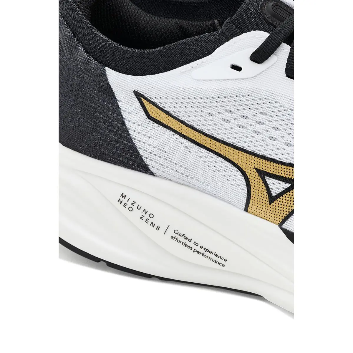 Mizuno shoes - Black/Gold 4