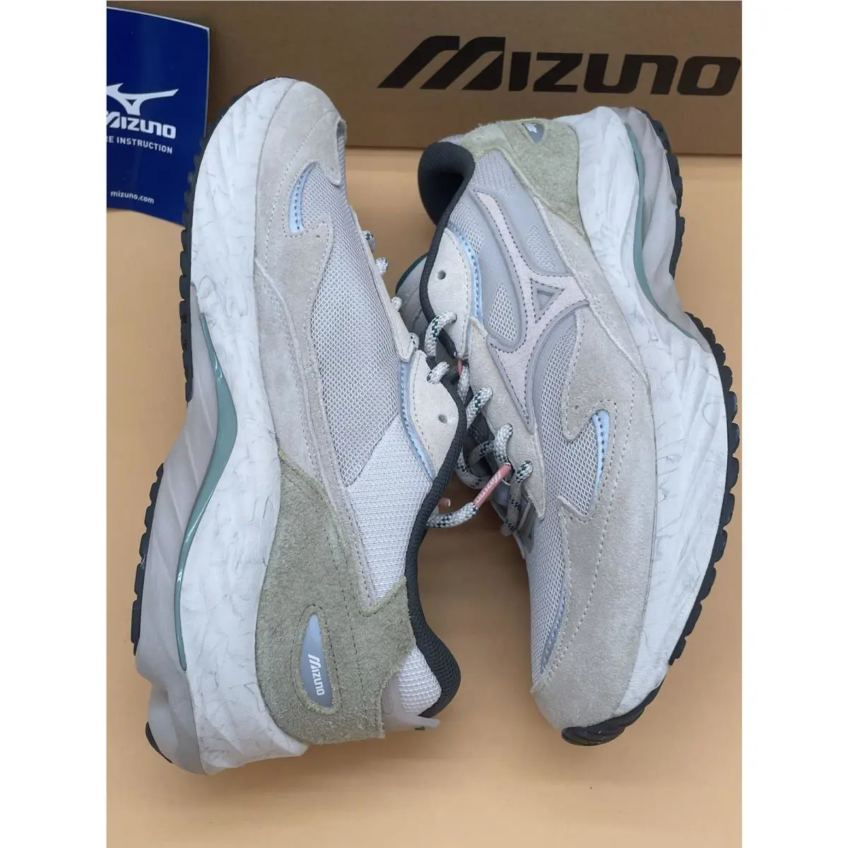 Mizuno shoes - Wave Rider Beta - Wave Rider Beta - D1GA235601 - Tan 1