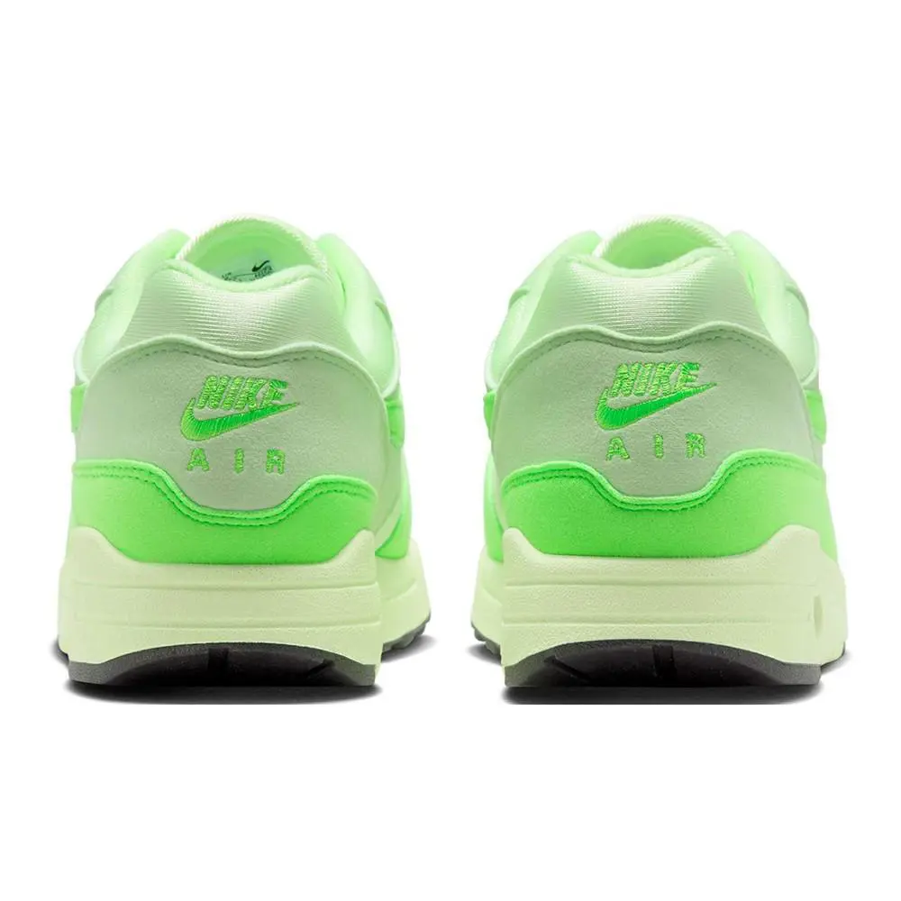 Nike shoes - HJ7329 376 - HJ7329 376 - Vapor Green/Green Strike 2