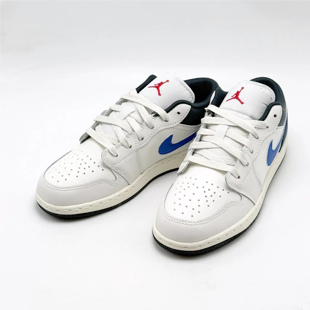 Nike shoes - Air Jordan 1 Low - Air Low - Gray 0