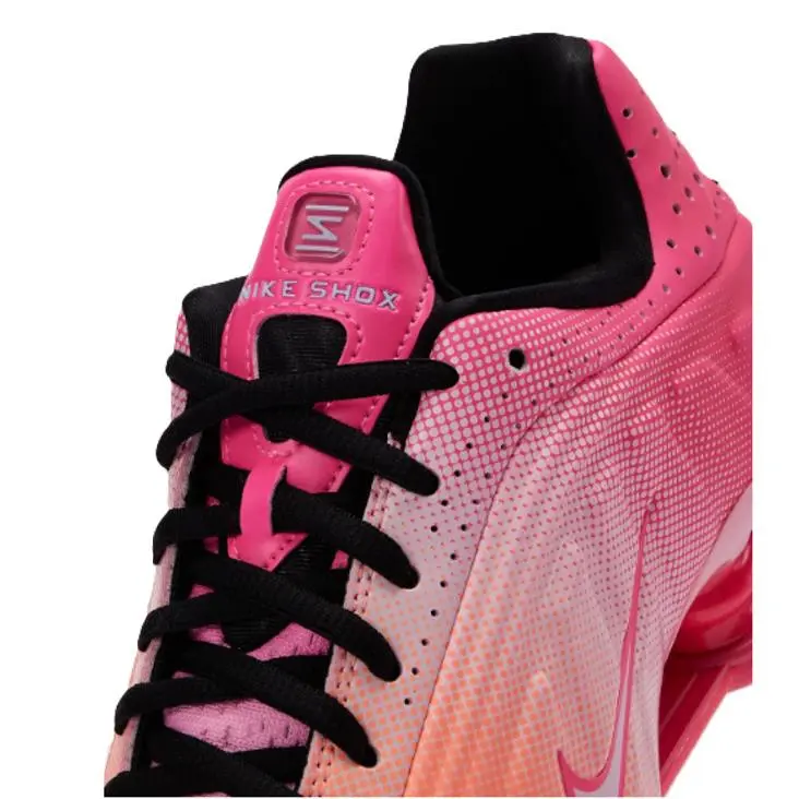 Nike shoes - Hyper Pink /Atomic Pink 2