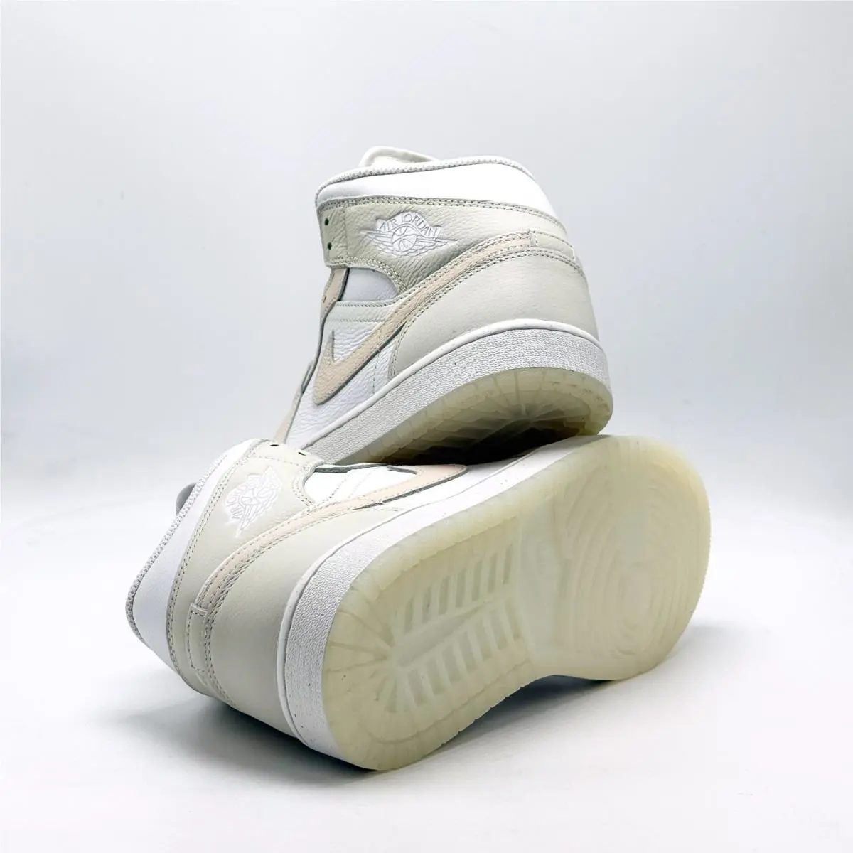 Nike shoes - Air Jordan 1 Mid SE - HJ6654 100 - White 3