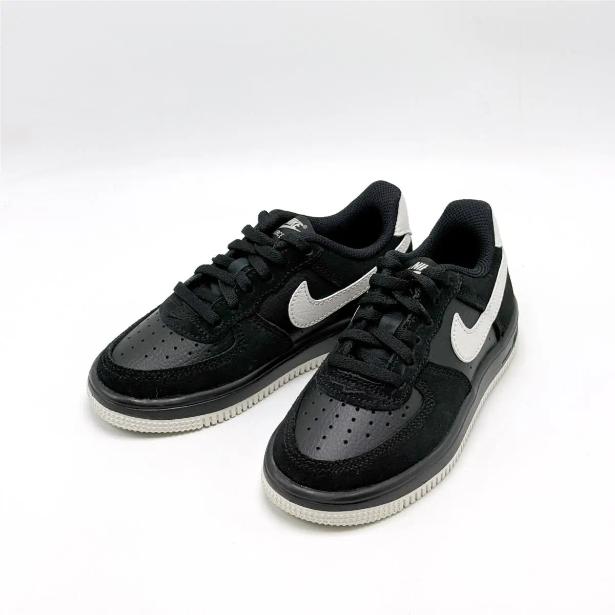 Nike shoes - Black 6