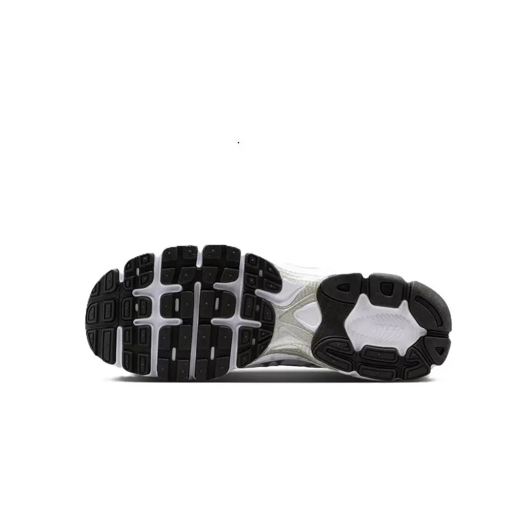 Nike shoes - IO9279 100 - IO9279 100 - White/Black-Metallic Silver 10
