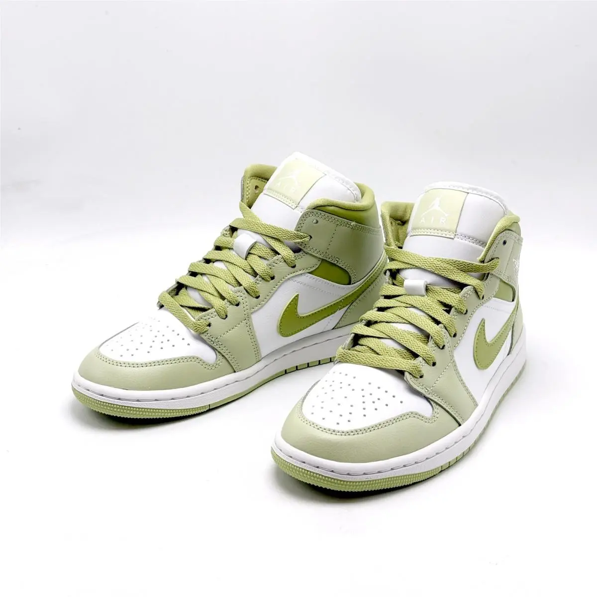 Nike shoes - Nike Air Jordan 1 - Air - BQ6472 302 - Green 5
