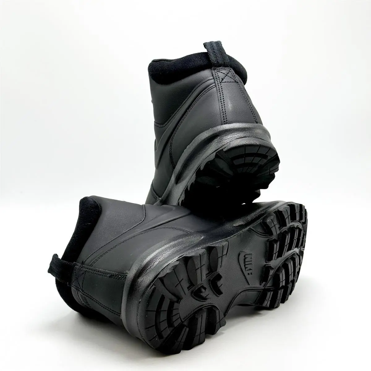 Nike shoes - Nike Manoa - Manoa - HF7095 001 - Black 3