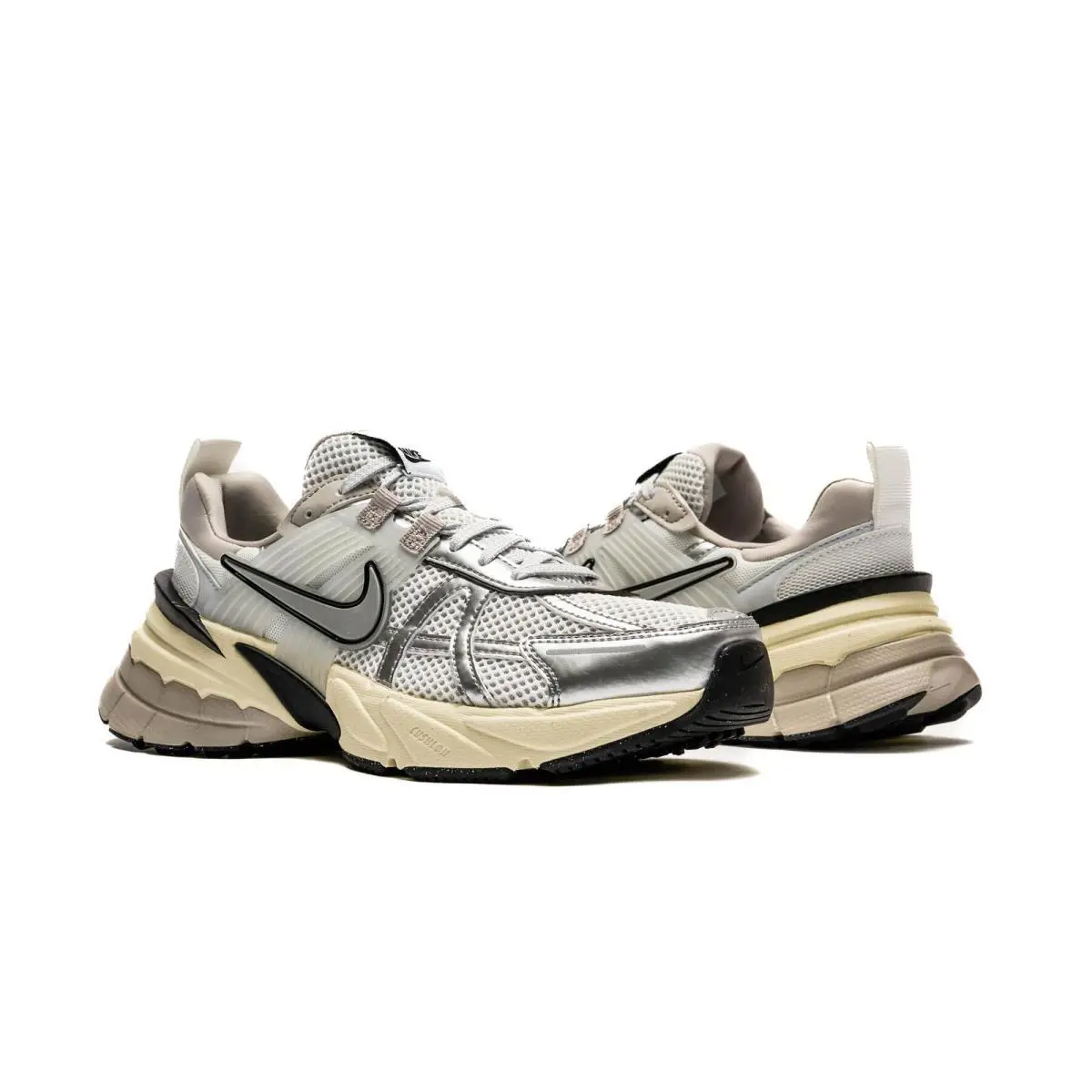Nike shoes - FD0736 100 - FD0736 100 - Summit White/Metallic Silver 2