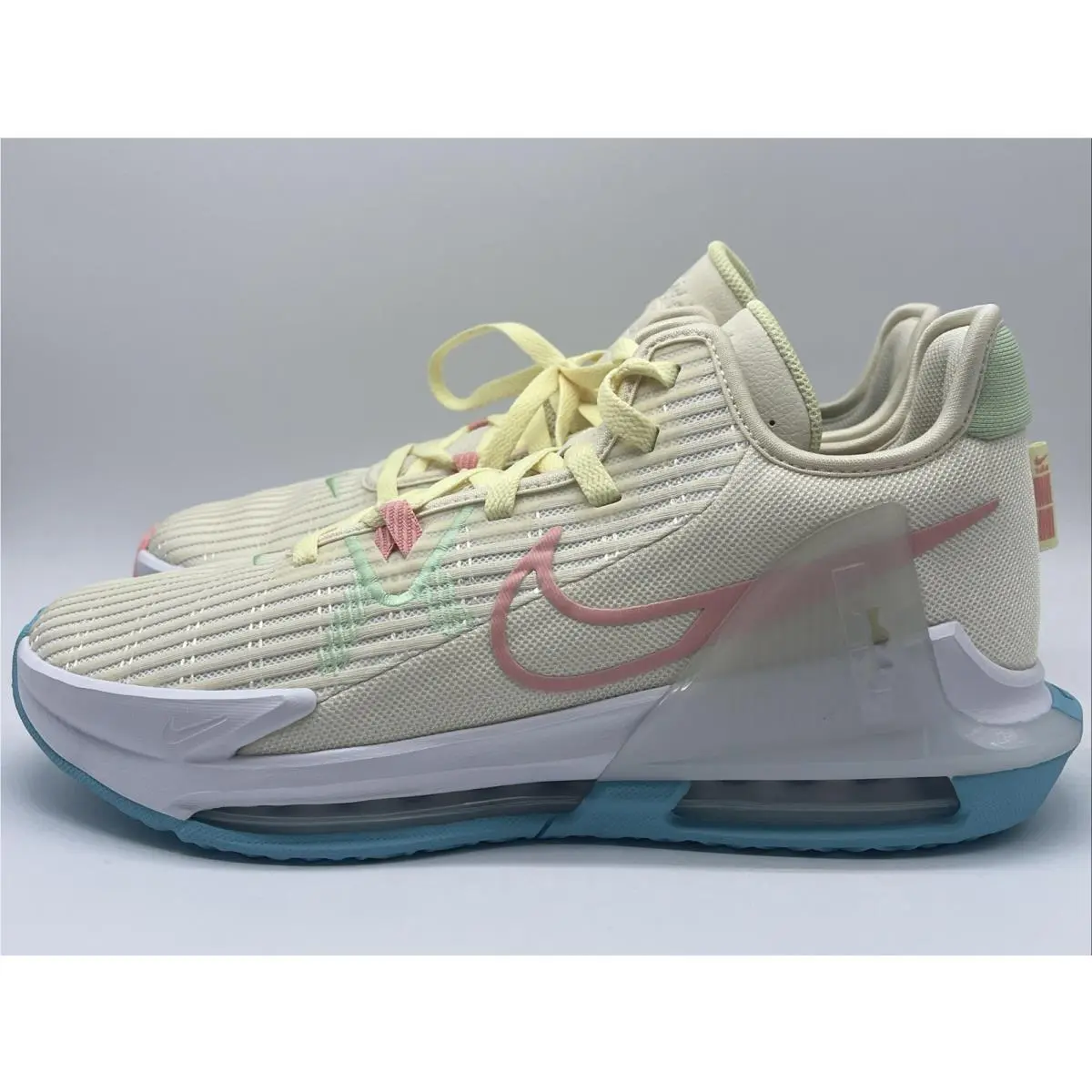 Nike shoes - Nike LeBron Witness - LeBron Witness - Yellow 0