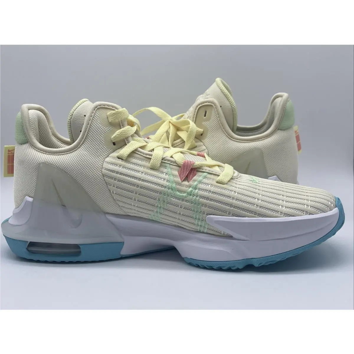 Nike shoes - Nike LeBron Witness - LeBron Witness - Yellow 1